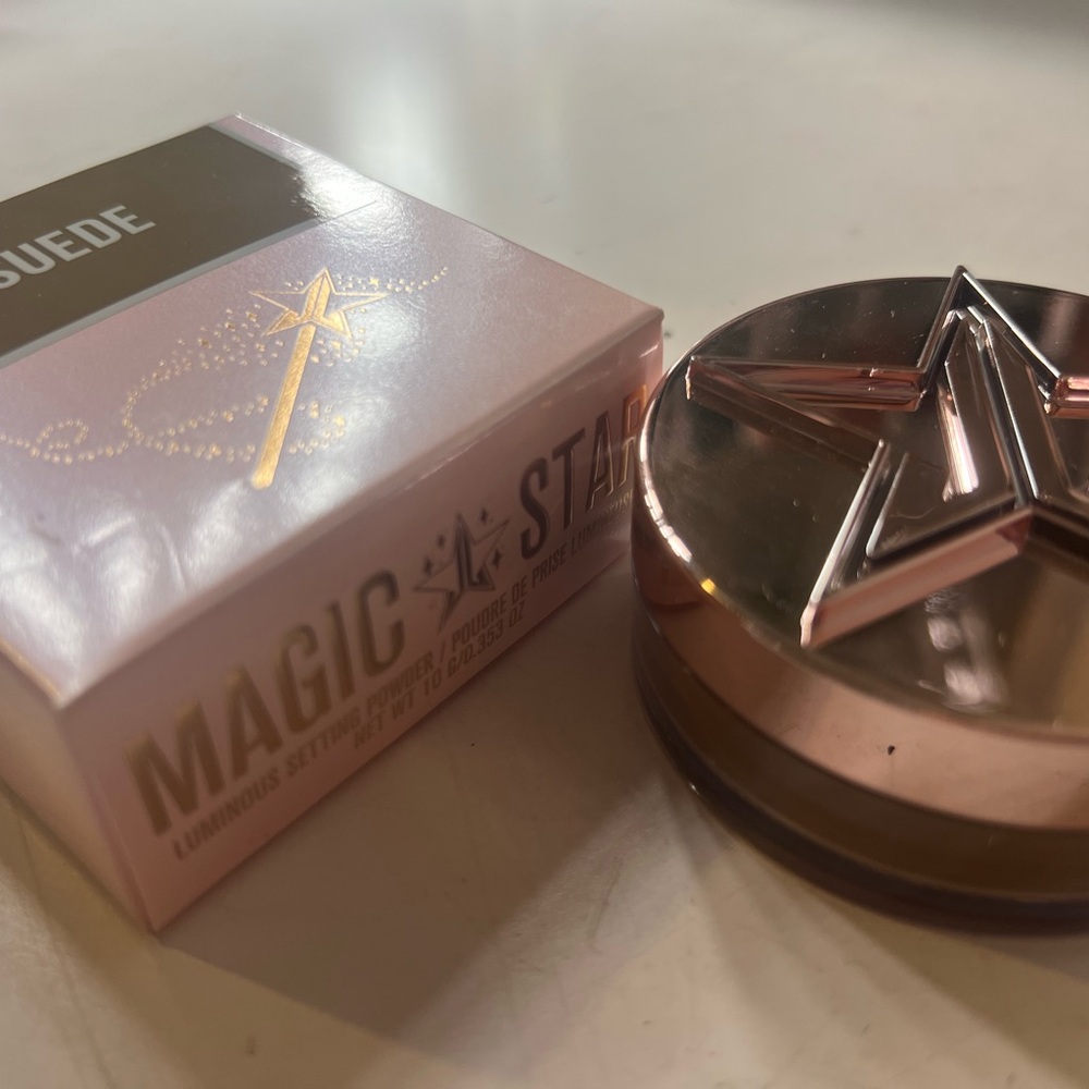 Magic Star Luminous Setting Powder and Compact